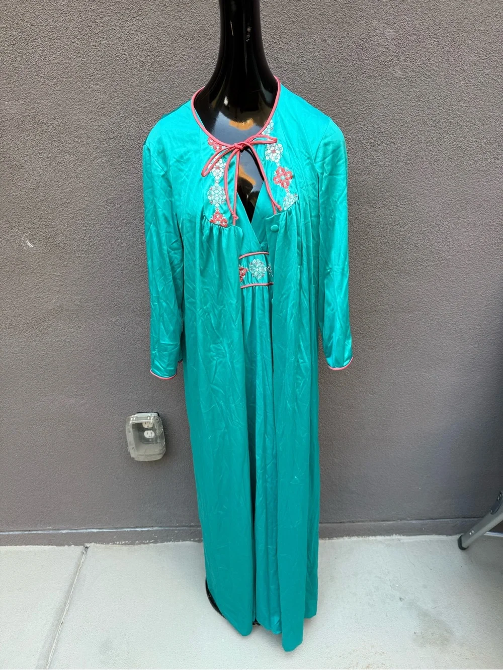 Vintage JCPenney Teal Peignoir Set Nightgown & Robe Floral Embroidered M
